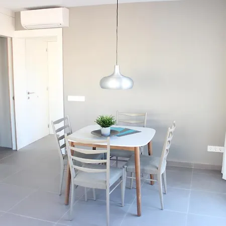 Beautiful Loft, Huge Sunny Terrace, View Over The And Sea