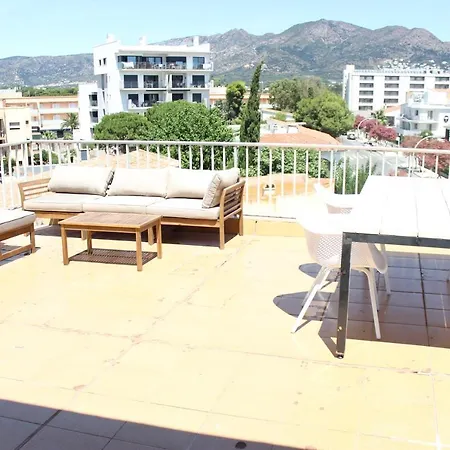 Beautiful Loft, Huge Sunny Terrace, View Over The And Sea * ロザス