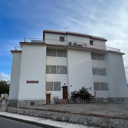 Beautiful Loft, Huge Sunny Terrace, View Over The And Sea ロザス